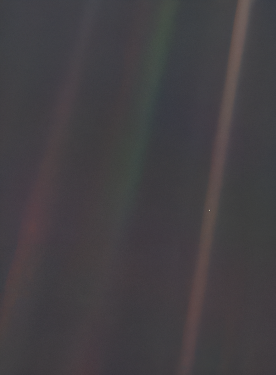 Pale Blue Dot Earth from the Outer Solar System Planet Photo Poster Art Print 1990