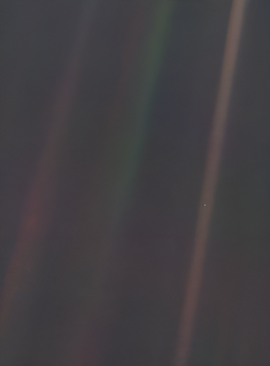 Pale Blue Dot Earth from the Outer Solar System Planet Photo Poster Art Print 1990